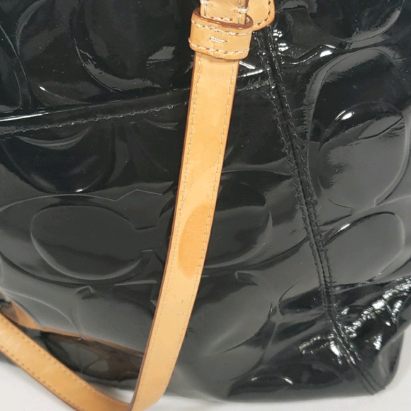Coach Black Tote Patent Leather Turn Lock Blue - Picture 13 of 14
